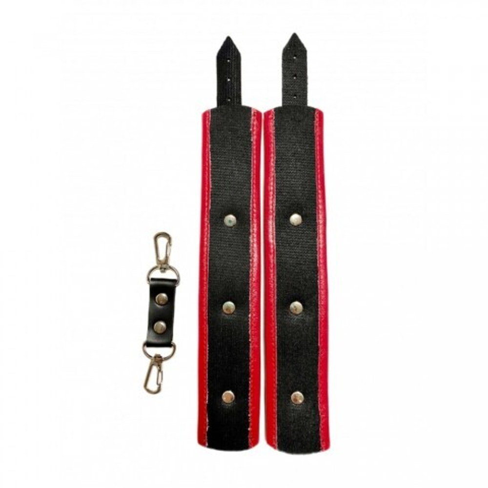 Наручники с бантиками из эко-кожи черно-красные