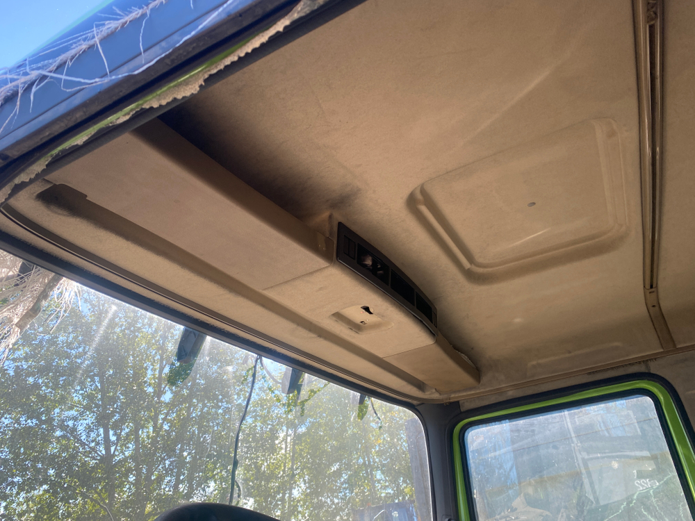 Shacman (Shaanxi) SX* 8x4 Самосвал SX33186V366 (Дизельный, 11,6 л, 423 л.с., МТ)