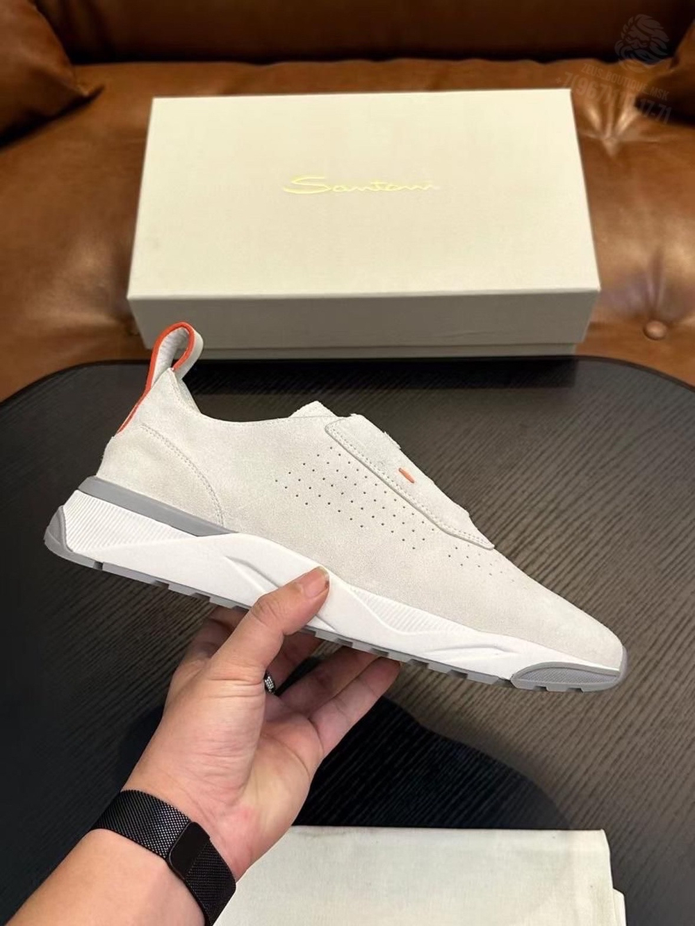 Кроссовки Santoni