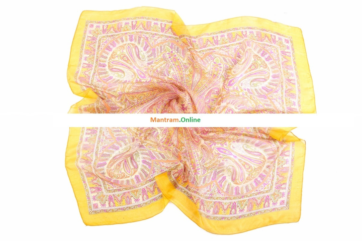 Платок материал Шелк 100% Плотный узор цвет оранжевый розовый зеленый на желтом с горчичной каймой 100x100см.