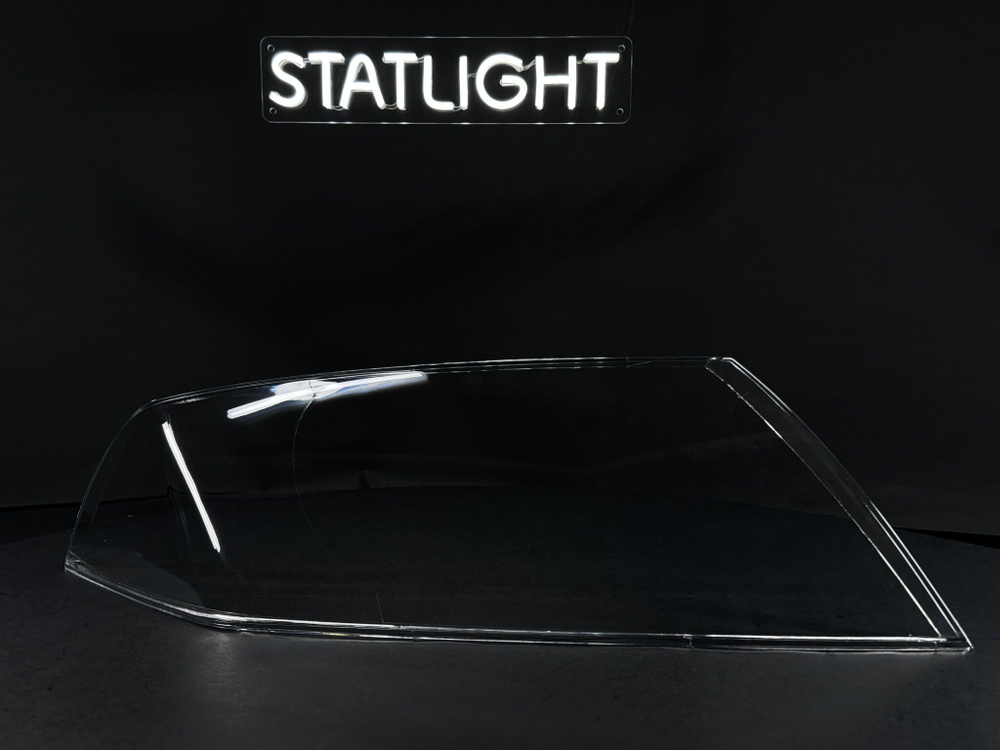 Правое стекло фары Skoda Octavia 2 A5 2004-2009