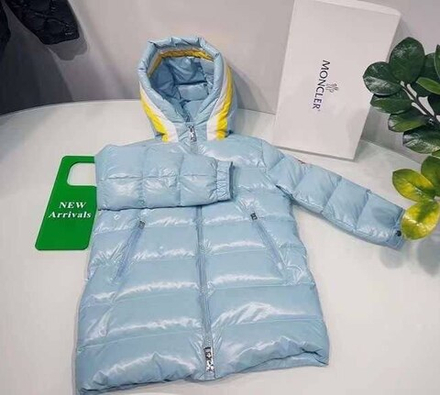 Пуховик Moncler