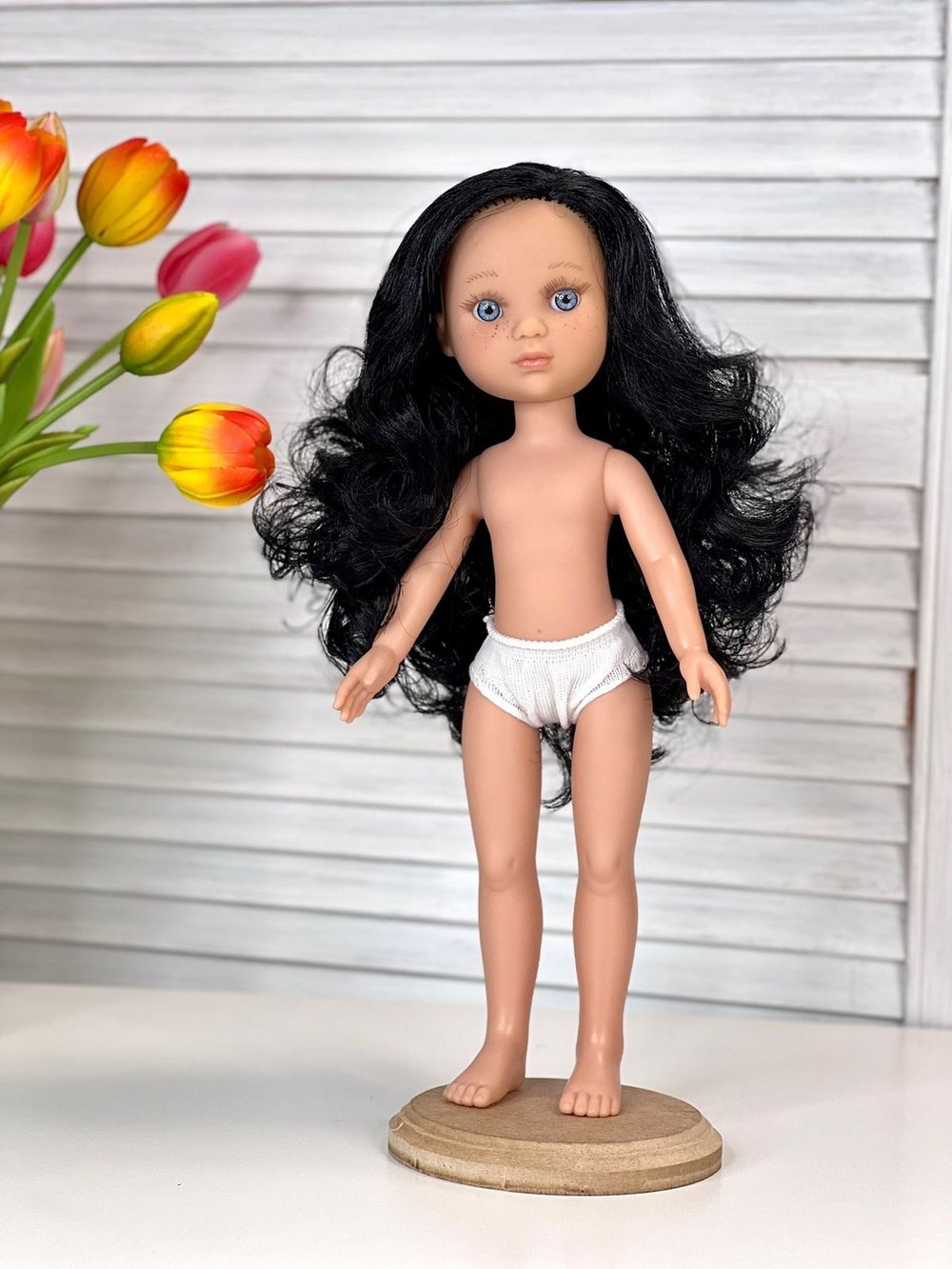 Кукла BERJUAN виниловая 35см Ева без одежды (2834)