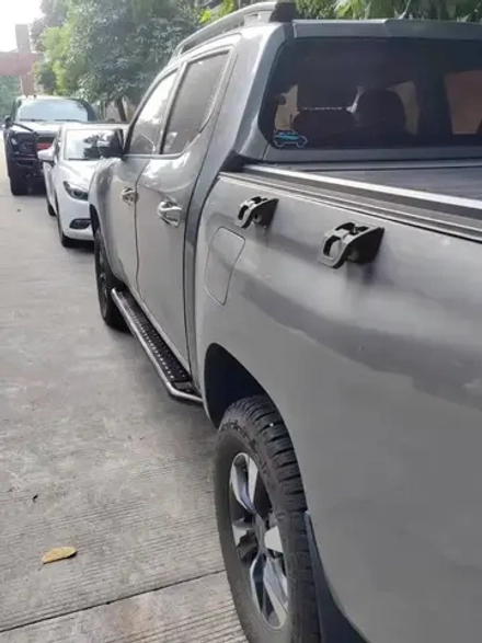 Фиксированные боковые пороги для Haval H5 2023-2025+ Хавал Хавейл юбки подножки стальные пороги