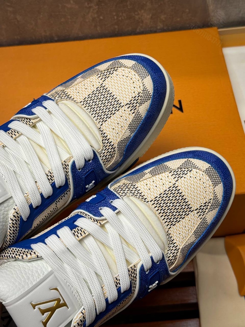 Кроссовки Louis Vuitton Trainer