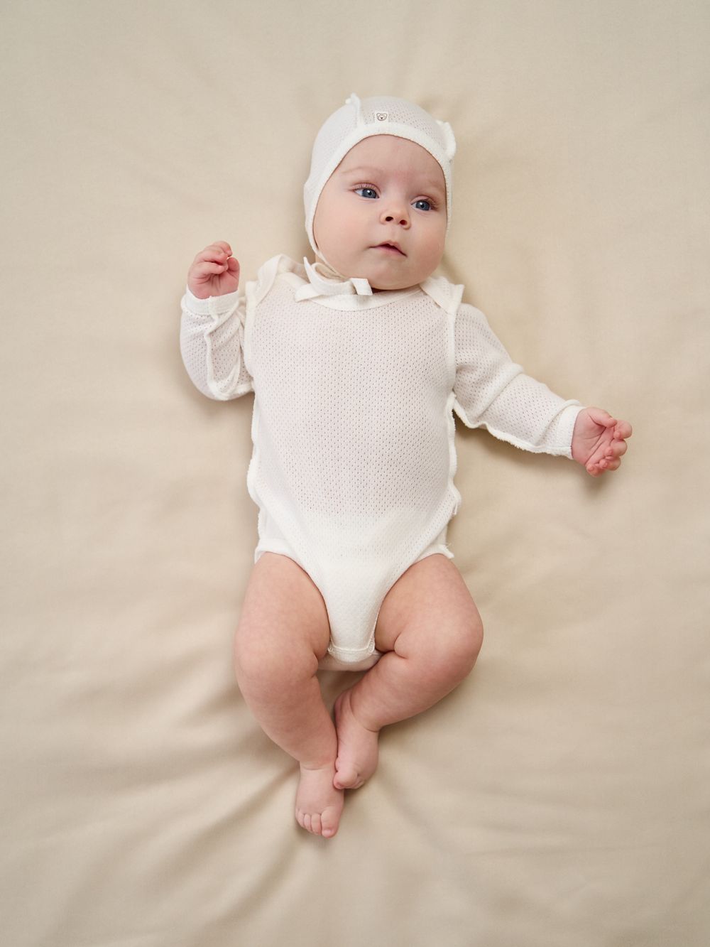 Боди с длинным рукавом "Молоко" из ажурного хлопка 0+