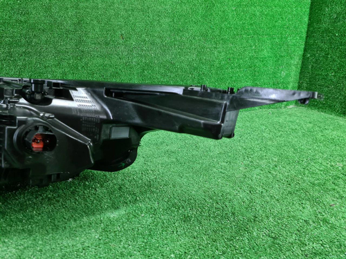 Фара правая Range Rover Vogue 5 L460 (2021-н.в.) LED