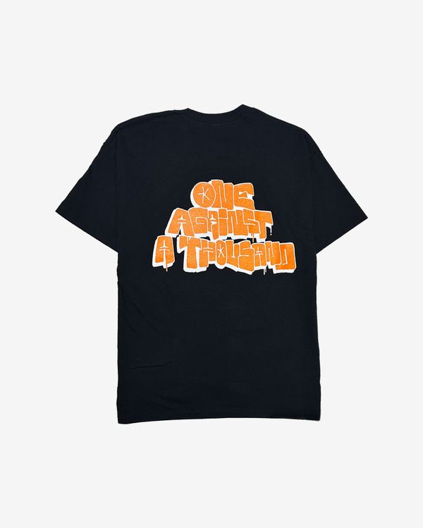 Футболка One Against A Thousand черная - фото 2