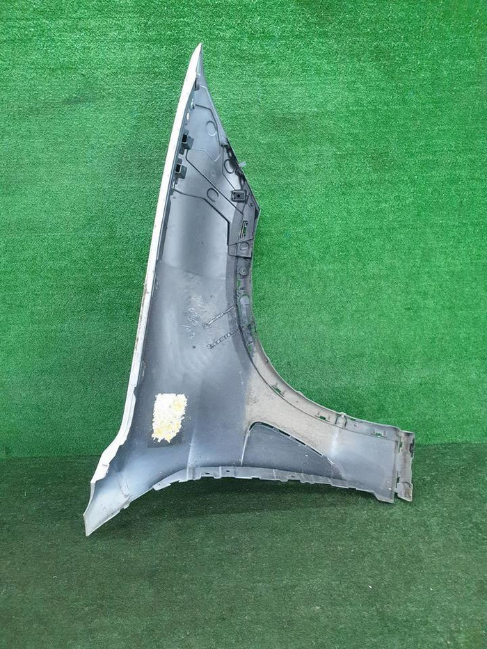 Крыло переднее левое BMW X5 F15 (2013-2018)