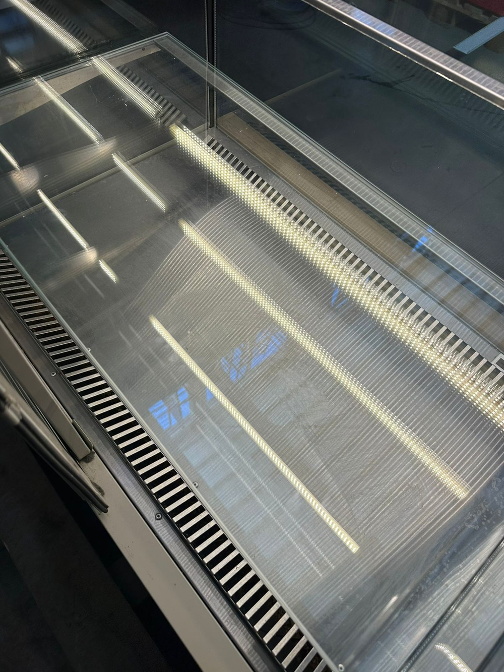 Витрина кондитерская Cryspi ВПС (ADAGIO LX Cube 900)