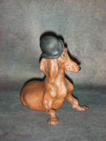 Статуэтка. Фарфор. Собака Такса в цилиндре. Capodimonte. Италия