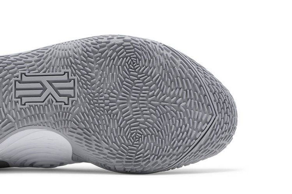 Кроссовки Nike Kyrie Low 3 Tb "Wolf Grey" 3