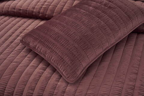 Покрывало 240x260 и 2 наволочки 50х70 Sofi De MarkO Фердинанд красное