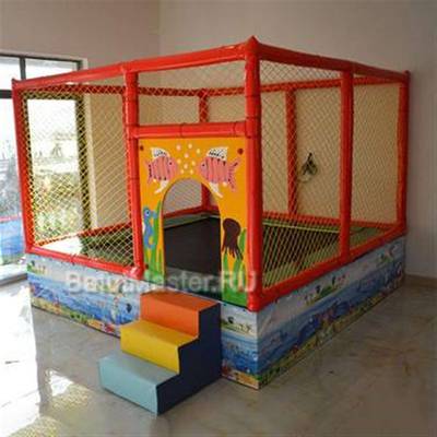 Мини батутная арена "Фристайл" 2,6x2,6x2,5 м