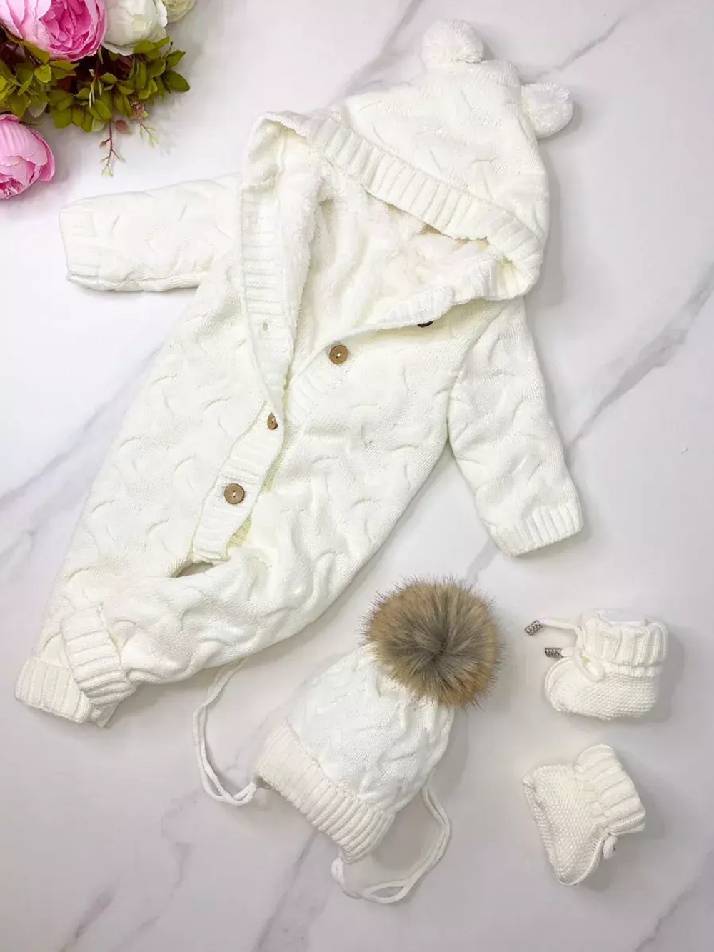 Комбинезон вязаный новорожденному утеплен мехом