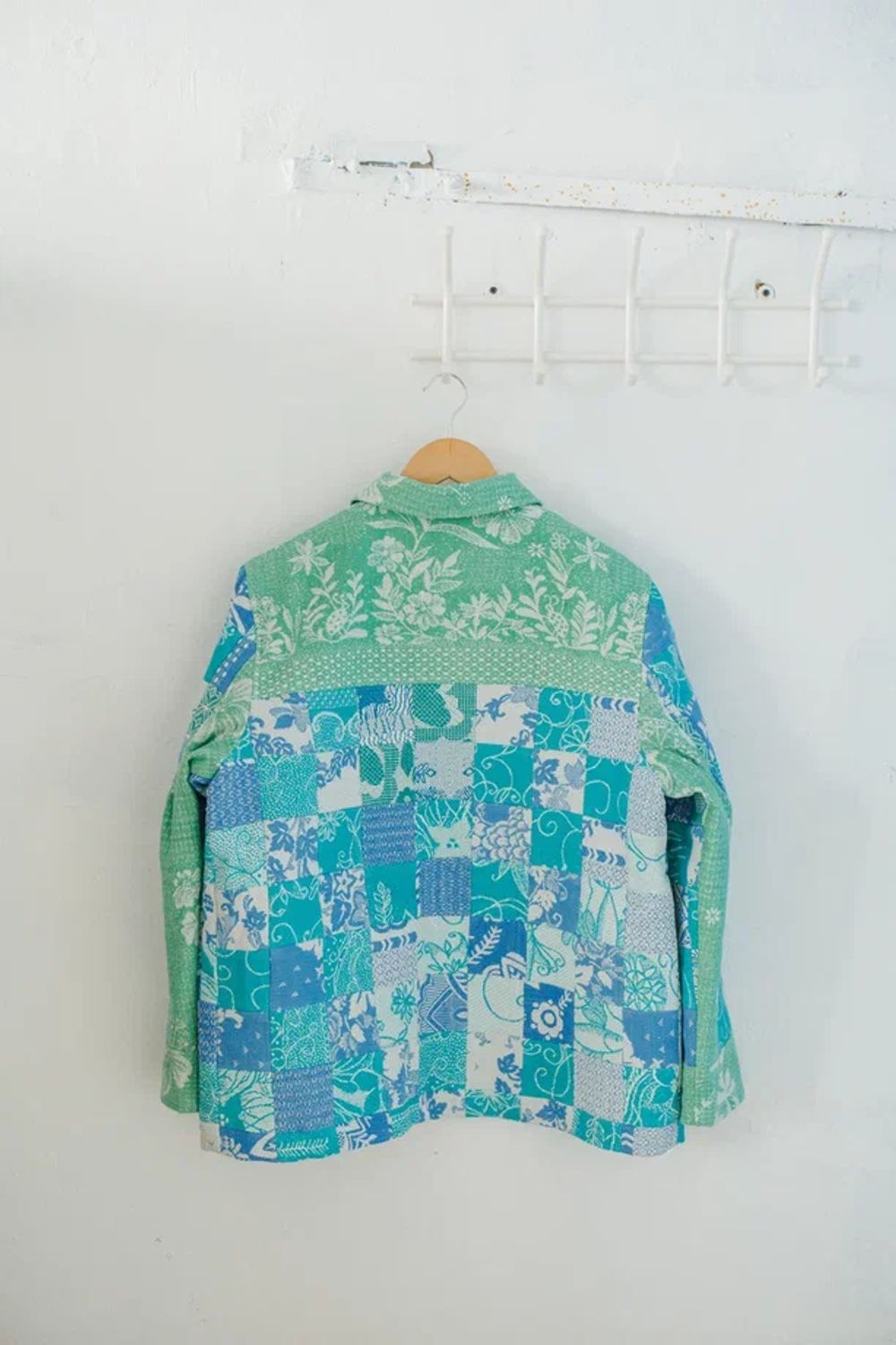 Куртка Soeurs в клетку сине-зеленая