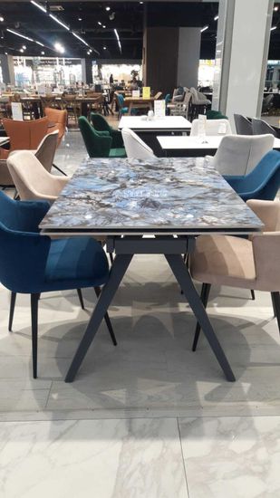 Стол "АСТИ" 140-220, керамика Lemurian Blue глянцевый , опоры черный муар