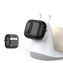 Усиленный чехол черного цвета с замком и подставкой для наушников AirPods Pro 3, серия PECQ Series от Dux Ducis