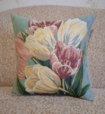 Декоративный гобеленовый чехол для интерьерной подушки Тюльпаны весенние 38*38
