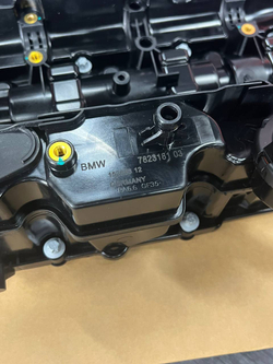 Клапанная крышка BMW 11127823181