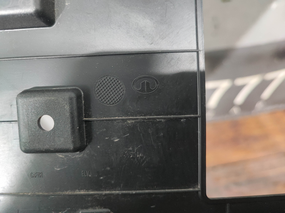 Площадка гос. номера Haval Jolion 21-нв Б/У Оригинал 2807100XST01A