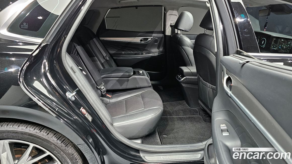 Hyundai The New Grandeur (Azera) IG 2.5 (03.2020)
