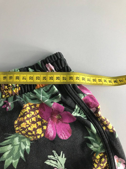 Шорты H&M цветочные, на 12/13 лет