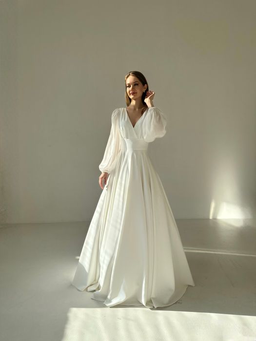 Свадебное нарядное платье с шифоновыми рукавами (молочный)