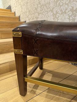 Табурет коричневый