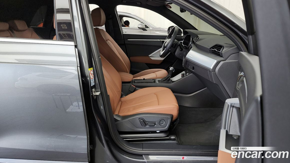 Audi Q3 (F3) 35 TDI Premium (09.2022)