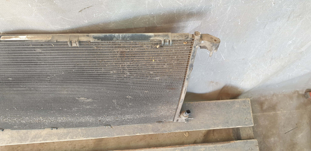 Радиатор кондиционера Mercedes S-Class (W222) 13-20 Б/У Оригинал A0995001854