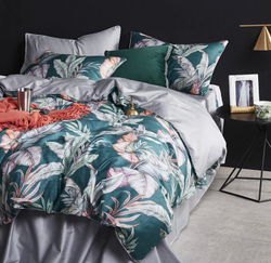 Постельное белье ЕВРО (двуспалка) Египедский Лепестки на зеленом