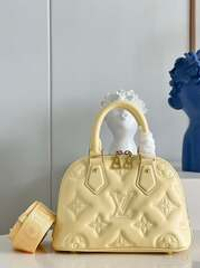 Louis Vuitton Alma BB