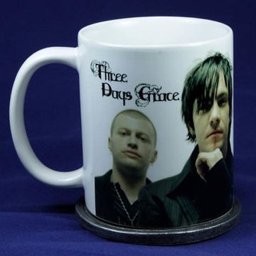 Кружка Three Days Grace фото группы на белом фоне (225)
