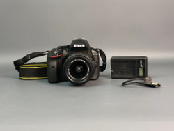 Nikon D5300 + 18-55mm 3.5-5.6GII VR 11.000 кадров