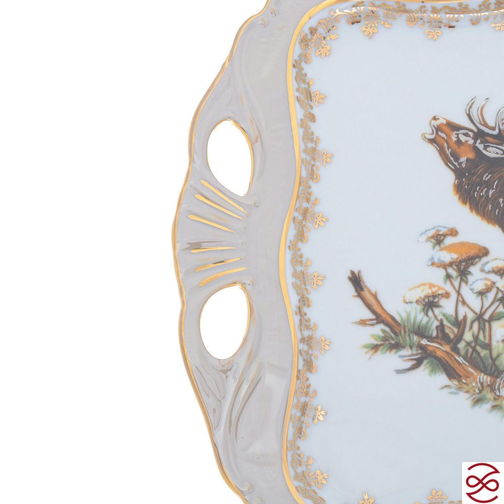 Блюдо квадратное на ножке Queen's Crown Aristokrat Охота бежевая 30*25 см