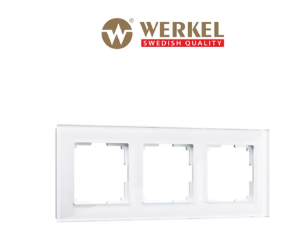 WERKEL Рамка на 3 поста (белый,стекло) Favorit W0031101