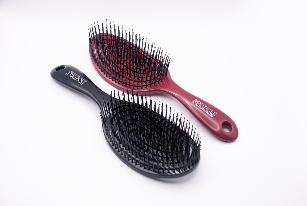 Профессиональная гибкая расческа для волос с двойными зубьями, бордовая - FLEXIBLE HAIRBRUSH