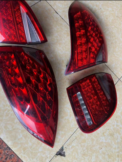 Задние фонари оригинальные для Porsche Cayenne 2011-2014