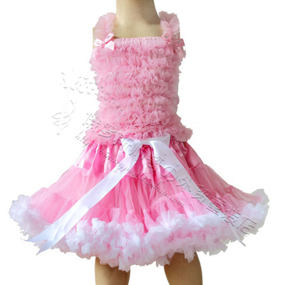 Платье детское для танцев с оборками и пышной юбкой