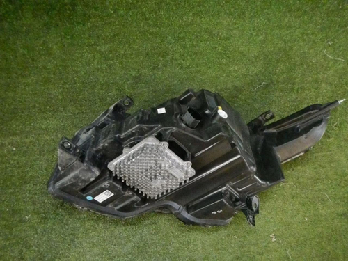 Фара правая RR Vogue 4 L405 (2017-2022) Pixel LED