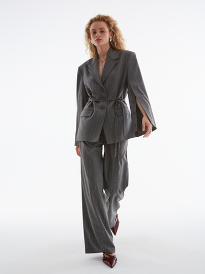 Жакет с разрезами на рукавах серый