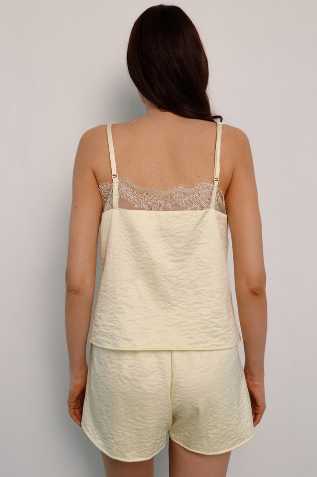 Комплект бельевой с кружевом лимонный