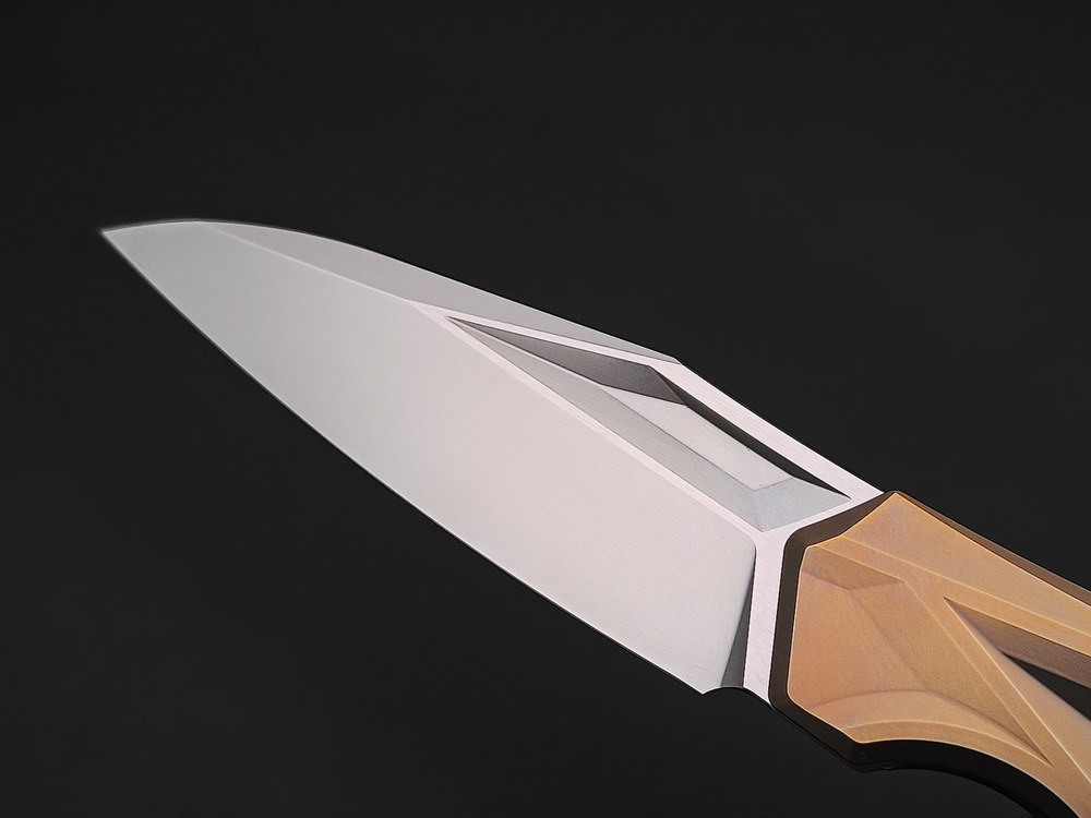 Складной нож Nexus Linearion [Tmax Gold]