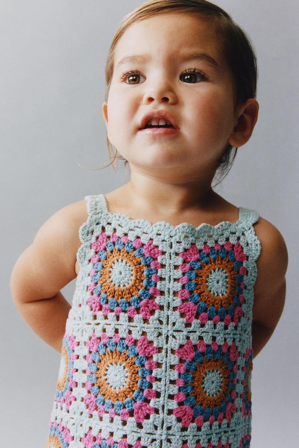 ZARA ПЛАТЬЕ ИЗ КРУЖЕВА КРОШЕ, РАЗНОЦВЕТНЫЙ