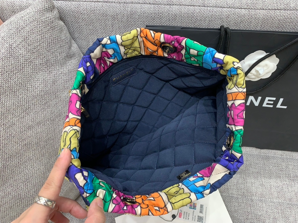 Chanel Large Shopping Bag 41 cm