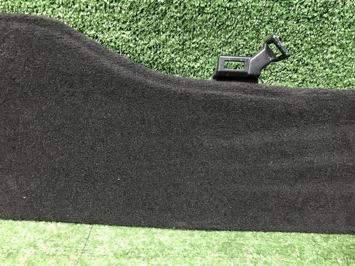 Обшивка салона правая LR Discovery Sport (19-нв)