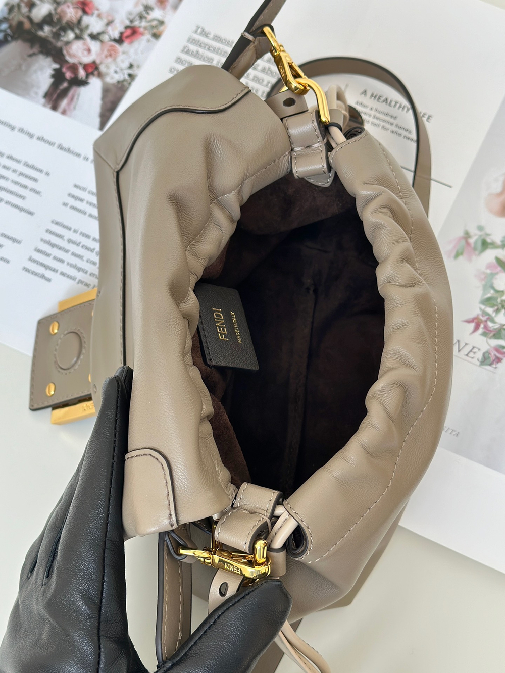 Fendi Small Mamma Baguette 16 cm