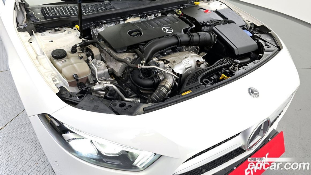 Mercedes-Benz A-Class W177 A220 Hatchback (09.2019)