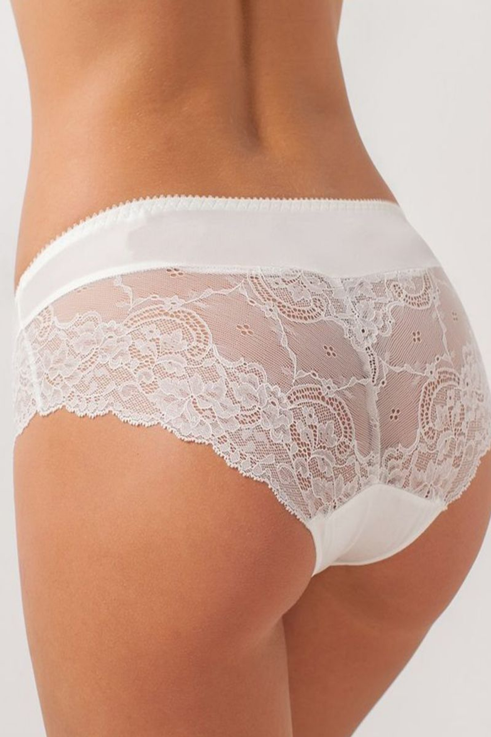 Соблазнительные трусики-панти Lolita (Размер: 36) (Цвет: молочный)